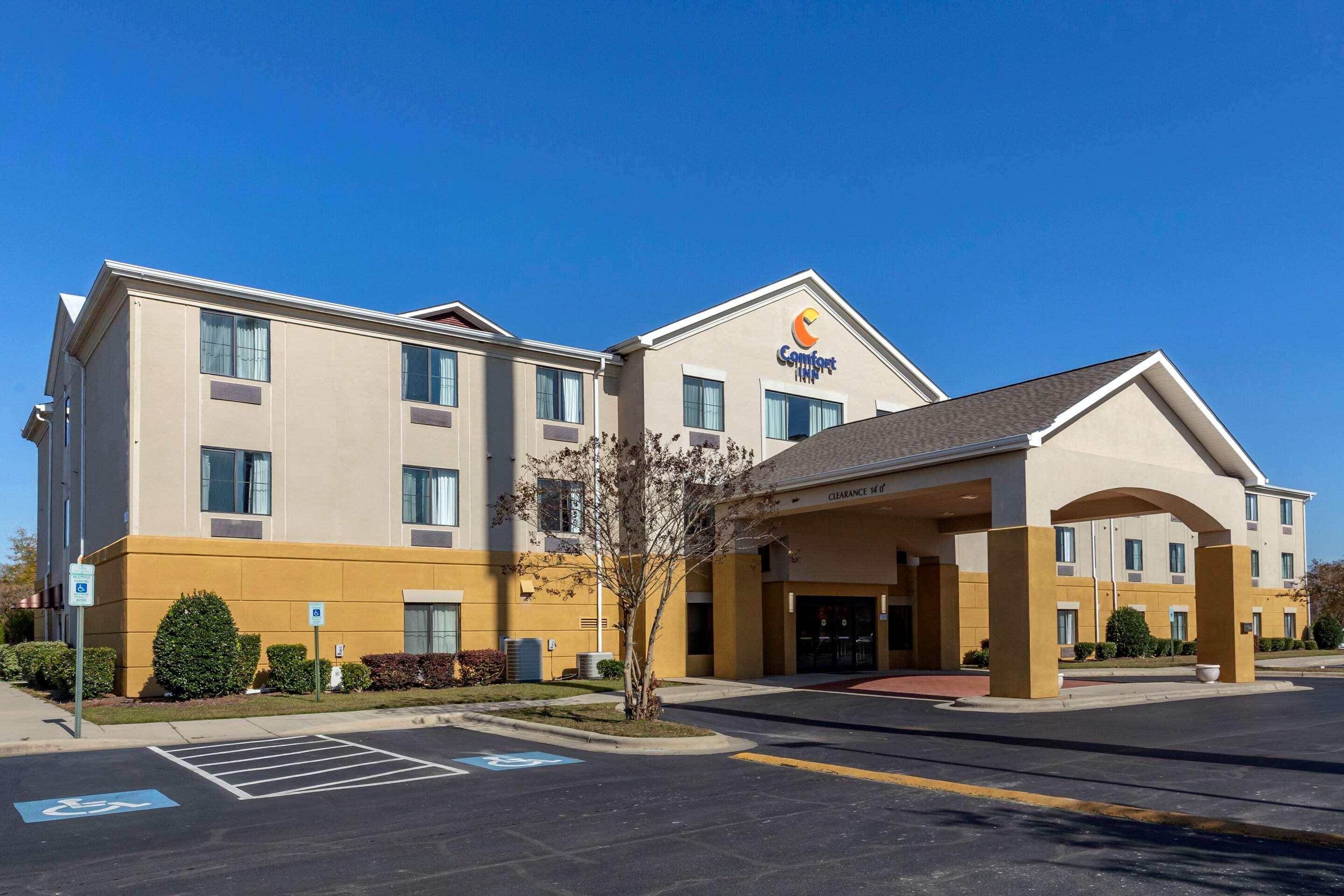 Comfort Inn Smithfield Near I-95 Exterior photo