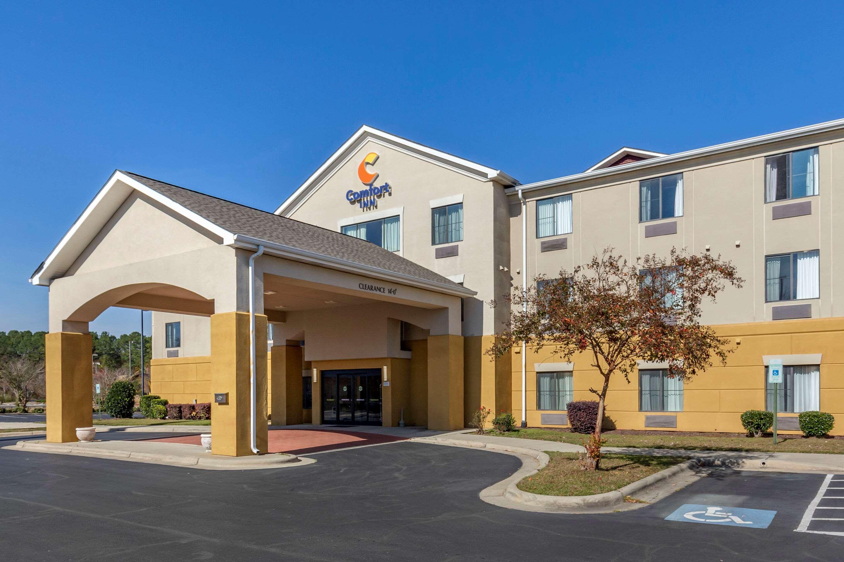 Comfort Inn Smithfield Near I-95 Exterior photo